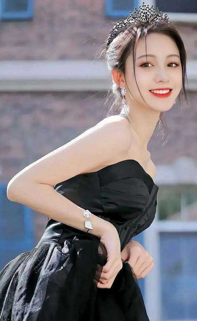 替嫁医妃权倾天下沈云溪云铮完结文