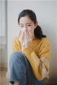 妻子为了白月光，剪断我刹车爆火全网