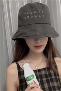 未婚夫的“真心”红线缠到了闺蜜的手腕上抖音热门