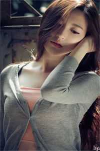 俏寡妇重生：发疯！搬空家产随军在线看