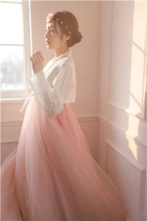 恰似霜雪遇春归必读文