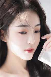 应是她一袭春风谈梨段京野全集