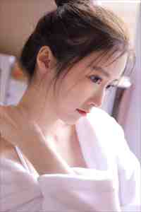 开局一个亿，从征服女教授开始！爆火全网