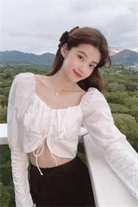 我做了个高价美甲后，女同事嫉妒疯了在线