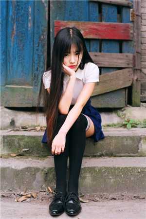 摆烂女配？不，我是顶级讹人精爆火全网