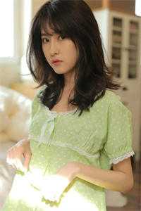 刚满十八，妈妈带我改嫁豪门良心推荐