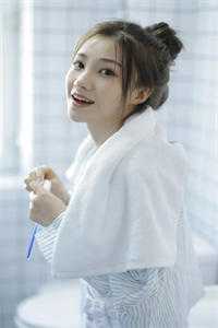 未婚妻骗彩礼养男闺蜜，我反手再烧一个亿当贺礼全文无删减