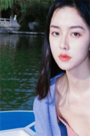 大小姐身娇体弱，混世魔王宠妻成瘾短篇