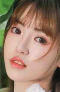 跟凤凰男离婚当天，我和死对头亲上了全文+免费