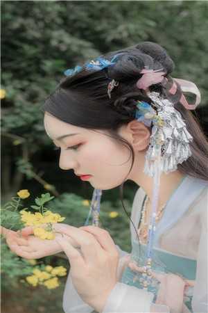 那晚的风，吹散了我们的余生连载