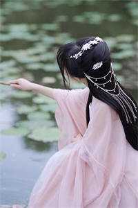 因为竹马一个表情，我默默改了高考志愿人气小说