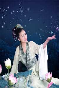 知道我的美甲一万五后，大龄女同事气疯了最新章节