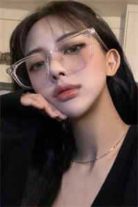 装傻充愣？我靠系统闷声发大财最新热门小说