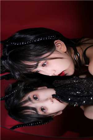 撞破权臣秘密后，我被疯批强制爱全文无删减