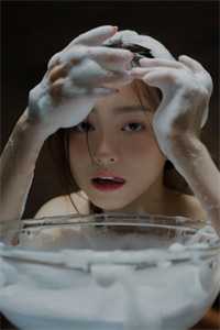 知道我的美甲一万五后，大龄女同事气疯了无删减