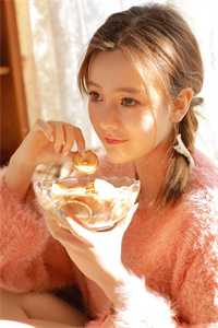 女神嫌我穷酸，我转身氪进美人圈免费阅读全文