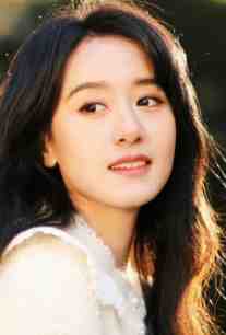 女神嫌我穷酸，我转身氪进美人圈无删减+无广告