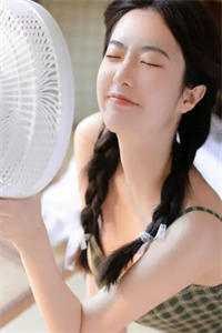 和冰山CEO先婚后爱了前文+后续