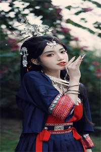 老公出差，店员要我付避孕药的钱小说大结局