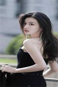 首长，你居然抢了侄子的未婚妻全新