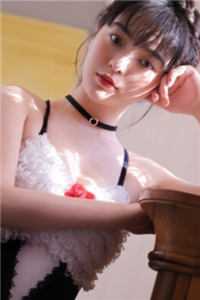 给美女总裁当护工，她求我别走最后结局