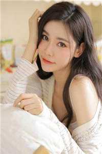 我在港岛装败家，大佬听心声躺赢异常火爆