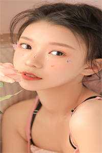 穿成太子爷前女友，他却只认我质量好文