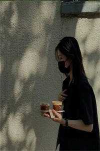 七零小娇娇，我在戈壁成了团宠的小说