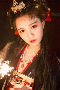 前夫要背叛我，我反手虐他全家在线