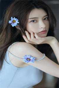 这个师兄明明超强却过分谦虚异常火爆