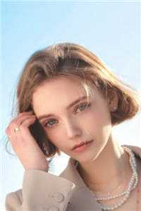 入夜，被偏执哥哥掐腰湿吻无删版