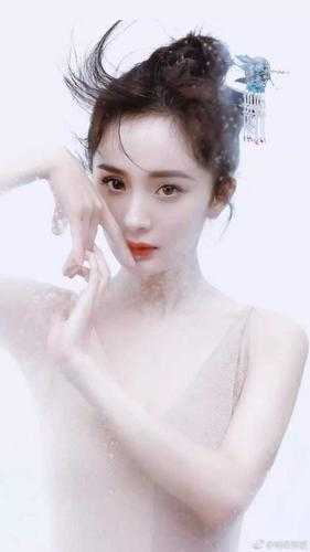 穿书万人迷：男主们为我痴狂白露夏昭大结局