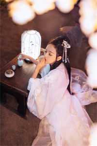 世子为嫡姐守身？我去揣绝嗣侯爷的崽畅读