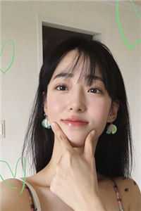 穿成假冒失忆大佬老婆的野心女配完整版