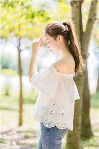 孙女被霸凌后，我拿着一等功勋章跪在了军区门口列表