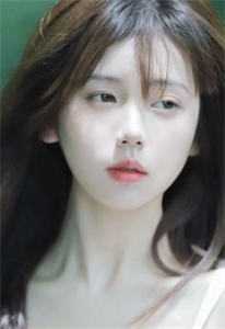 女知青撩完就跑？糙汉揽腰狠狠亲无删减