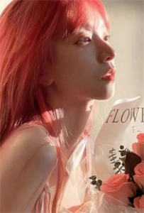 不是说休妻？怎么成一品诰命了全文章节