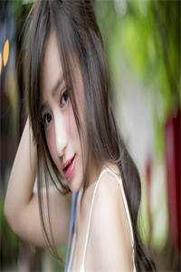 全网黑我拜金？我老公是千亿球星小说