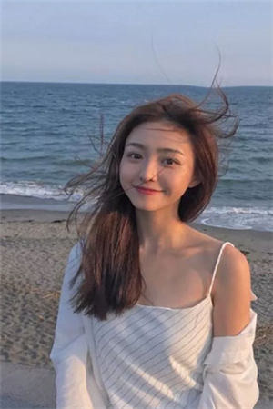 嫁给年代文大佬，娇软美人吃撑了爆火全网