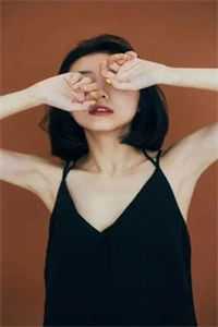 夺兄妻！她和离！疯批小叔藏柜里必读文