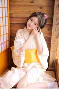 庭前落影朝又幕未删减版