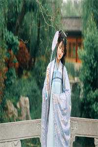 七零小娇娇，我在戈壁成了团宠目录